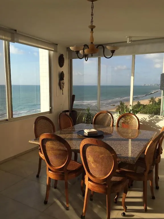 Extraordinary Seafront Apartment 헤시피
