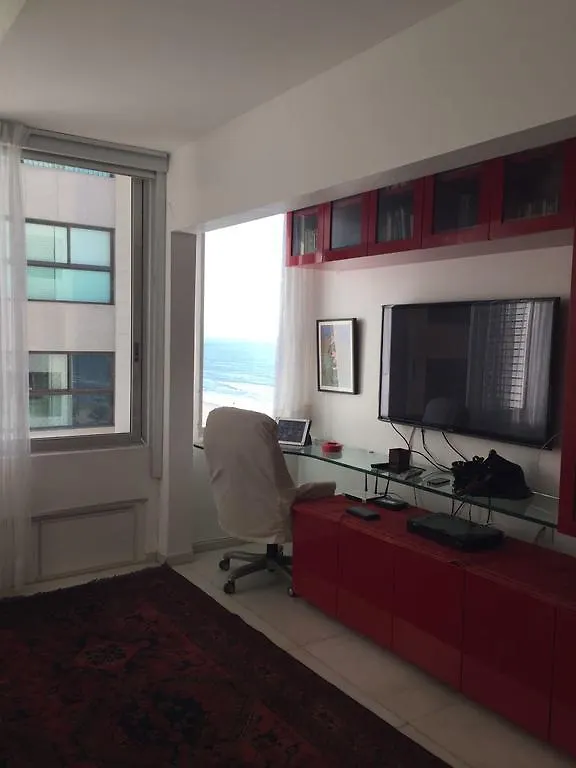 Extraordinary Seafront Apartment 헤시피